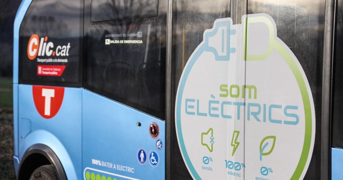 El Primer Autob S El Ctric De Transport A Demanda Ja Circula Per La