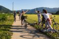 Pedala en equip per la Garrotxa