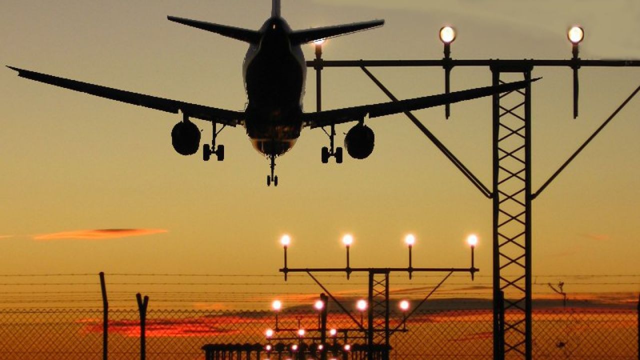 Aeroports propers a la Garrotxa